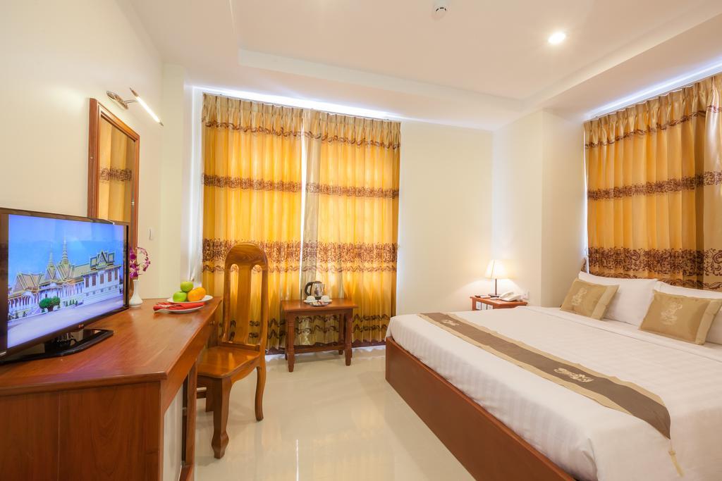 Kirirom Crystal Hotel Phnom Penh Exterior photo