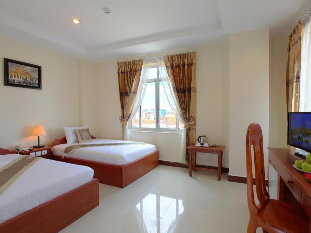 Kirirom Crystal Hotel Phnom Penh Exterior photo