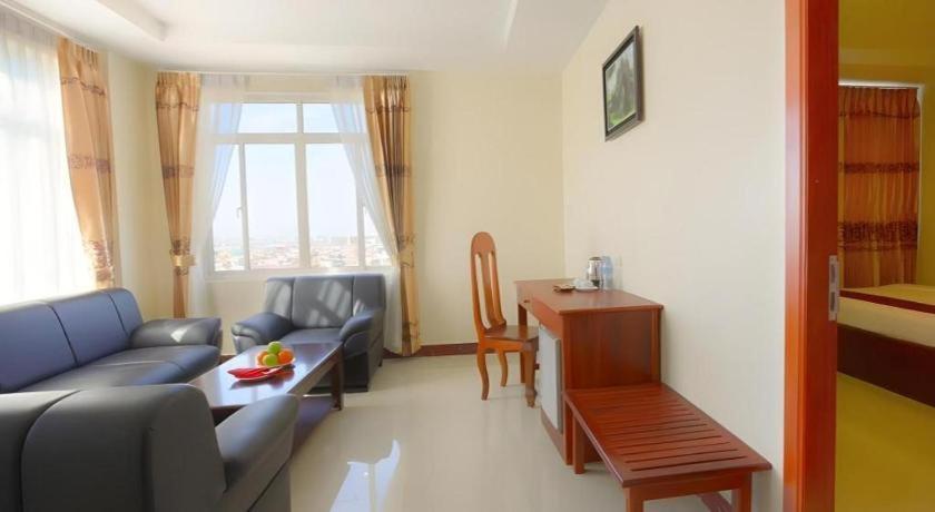 Kirirom Crystal Hotel Phnom Penh Exterior photo
